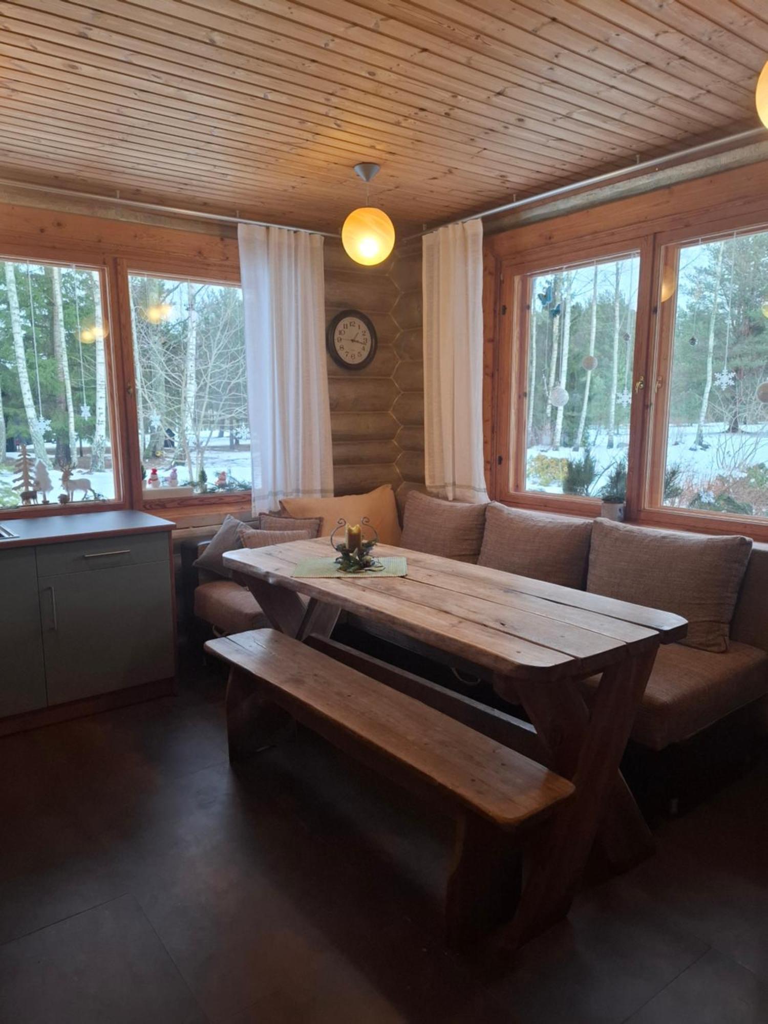 Valgalciems Guest House Leveri מראה חיצוני תמונה